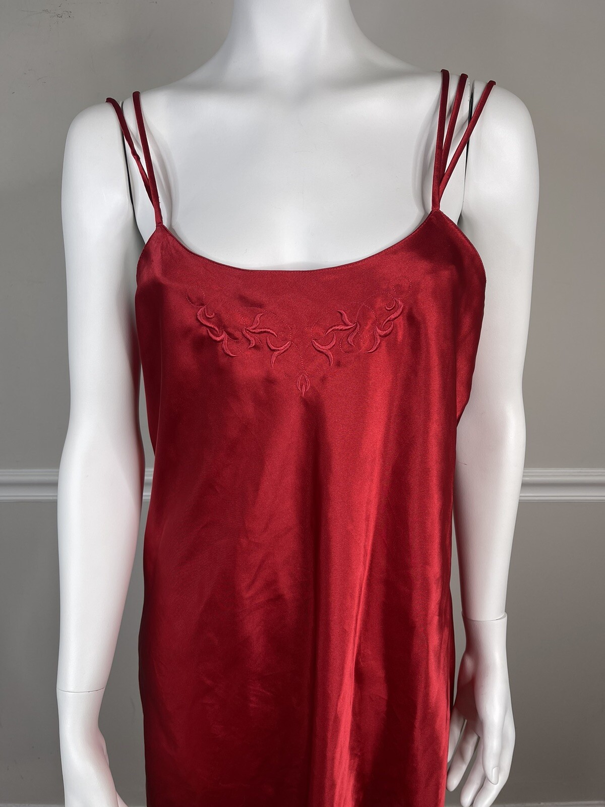 Vintage Kathy Ireland intimates Nightgown Dress Red satin Large sexy Y2k