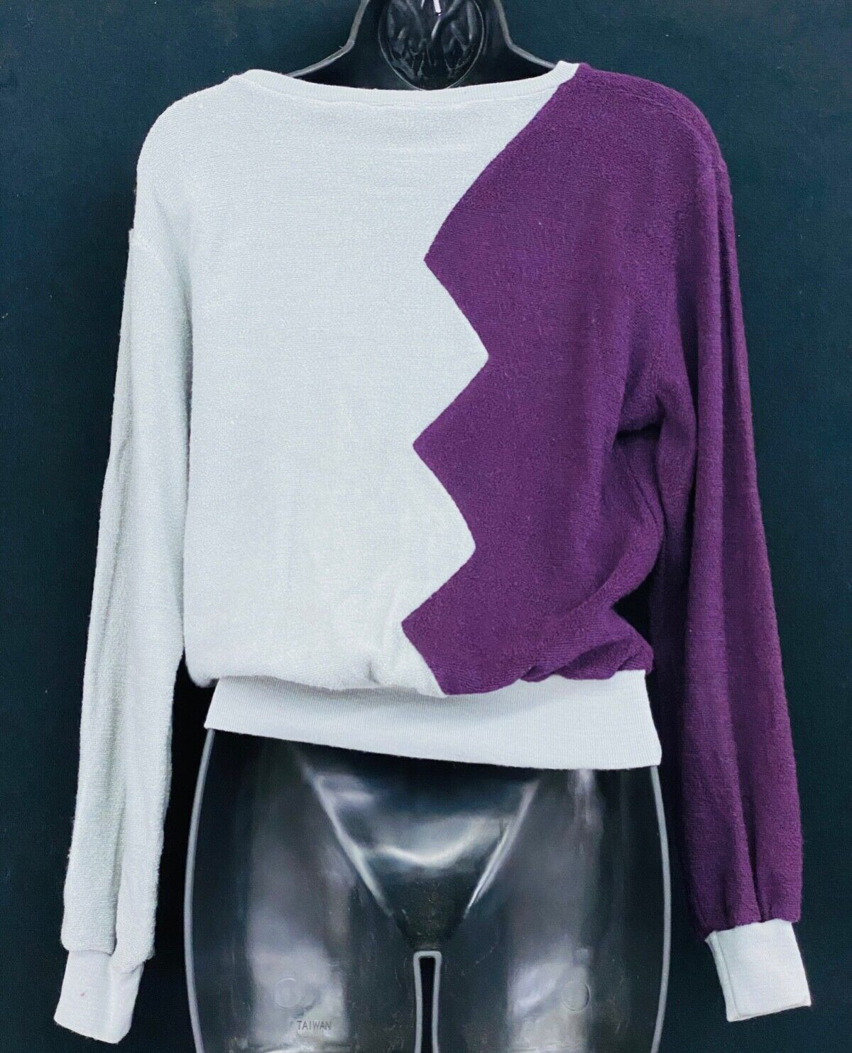 Vintage 1970s purple gray crop top sweater shirt asymmetric oversize long sleeve