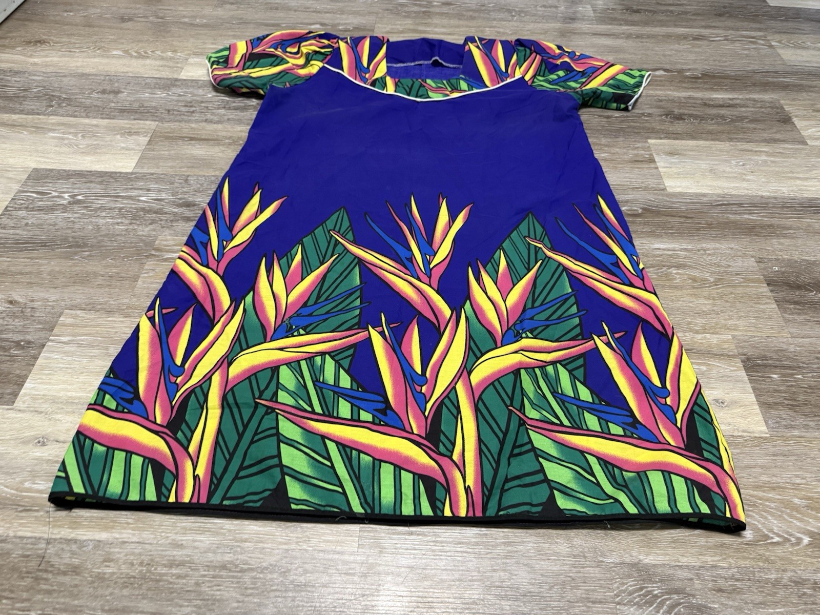 VTG 70s Hawaiian Dress Muumuu Tropical Bird Of Paradise Hand Made M Sz L EUC