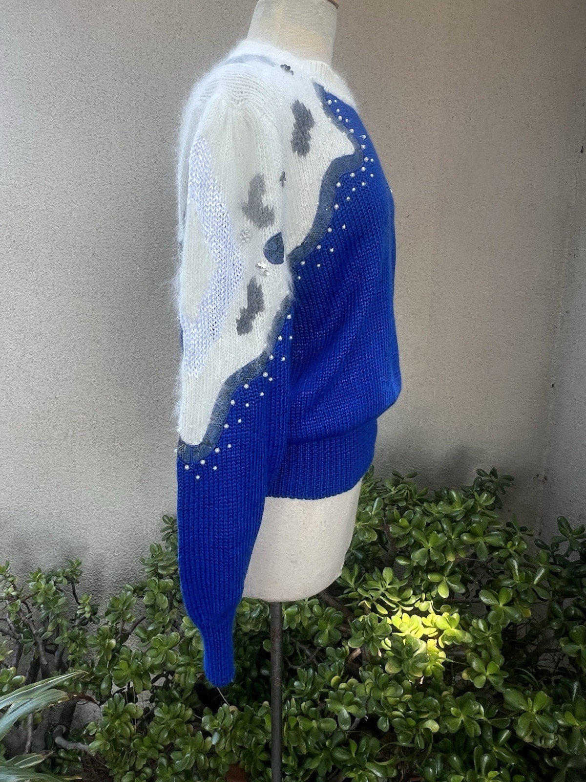 Vtg Glam Sweater Blue White Fuzzy Angora Beads Sz L Shannan