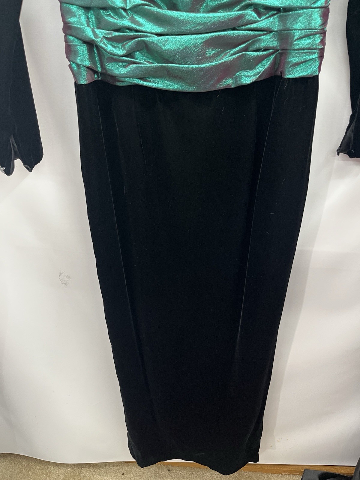 Vtg 80s Black Velvet Green Ruched Waist Long Gown Prom Dress Sz 8 S