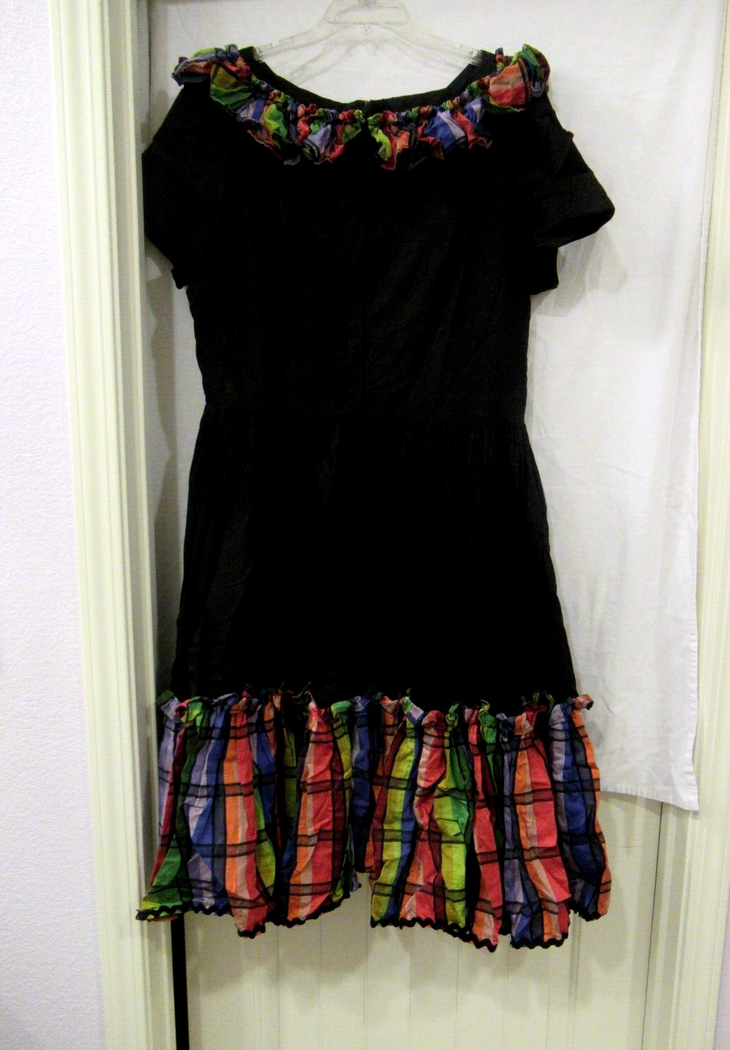 Black and plaid ruffled dance dress, flamenco, vintage, 42″ chest