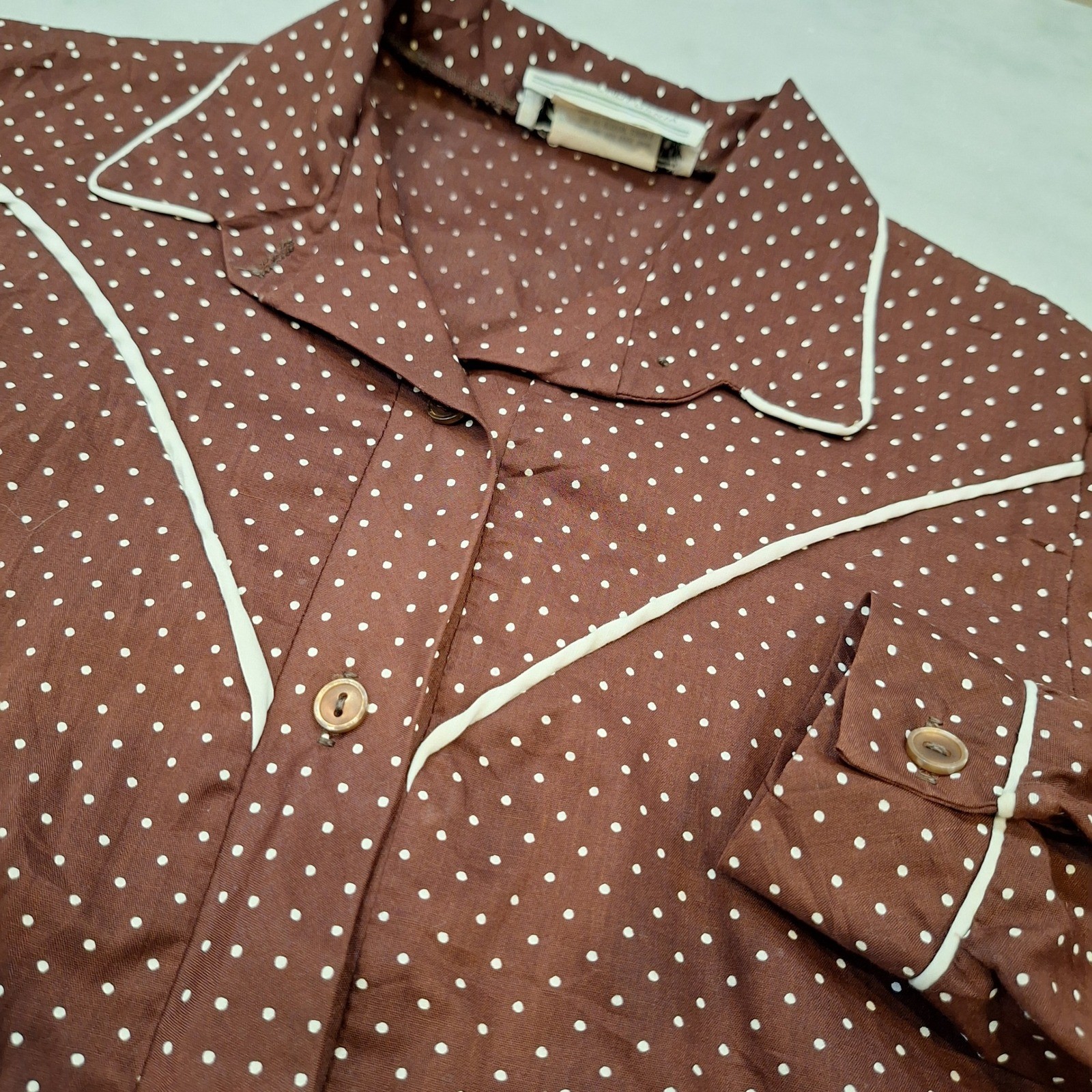 Vtg 70s Teddi of California Sz 10 (S-M) Brown Polka Dot Western Piping Shirt