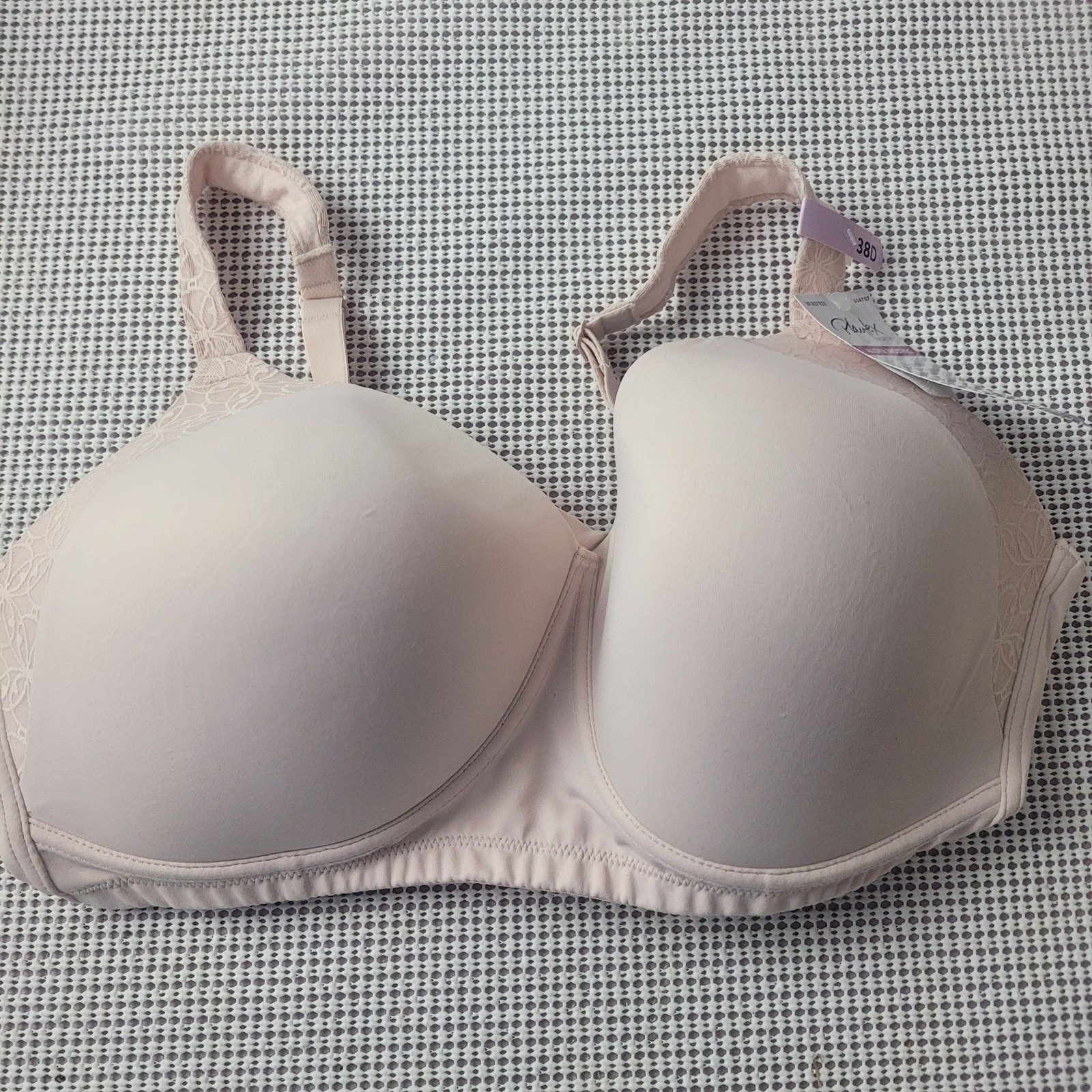 Playtex Full Coverage Bra 38D Lace Trim Comfort Wireless Smooth Finish Nude New