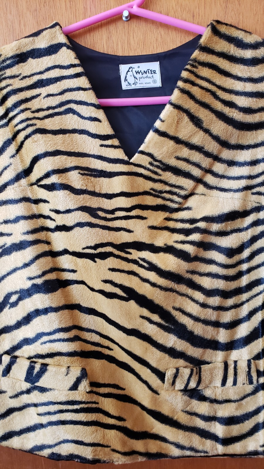 1960’s Authentic TIGER PRINT VEST Women’s Vintage Clothes SMALL Cosplay SEXY!
