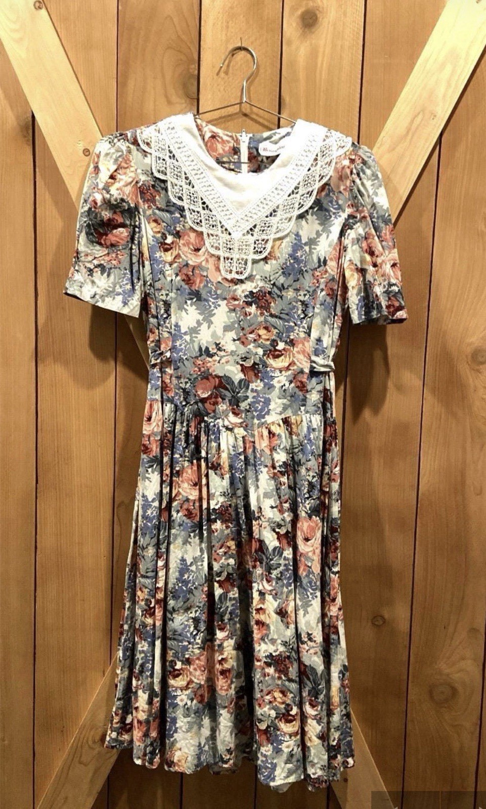 Vintage Floral Prairie Dress Lace Collar Short Sleeve Victorian Brandywine Creek