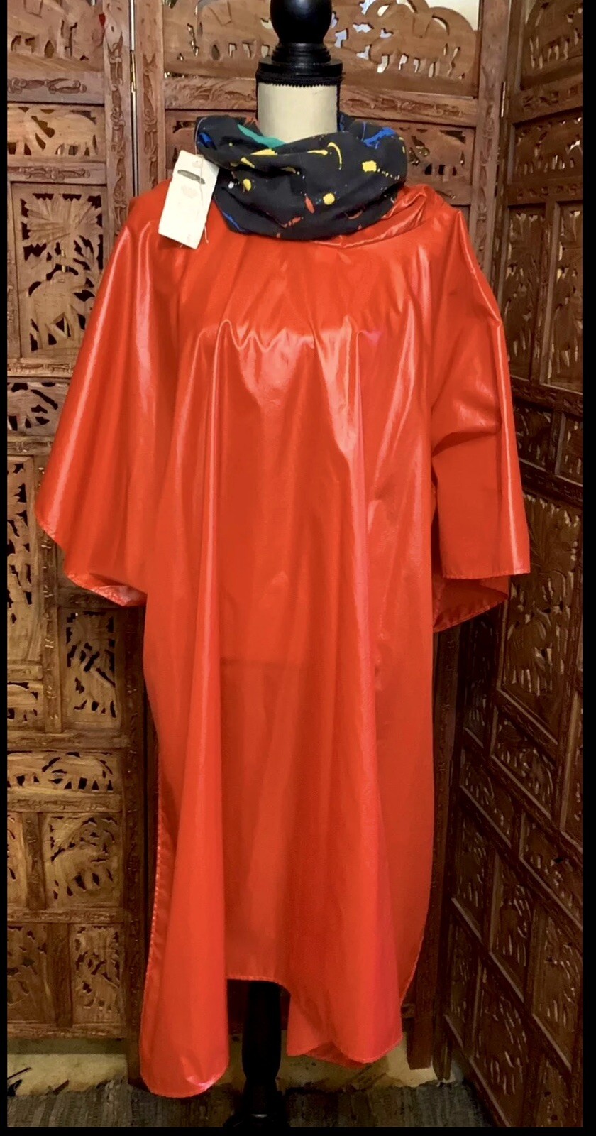 Vintage Poncho Raincoat Red Coat Cape Womens Nylon Wide Sleeves NEW 1980s
