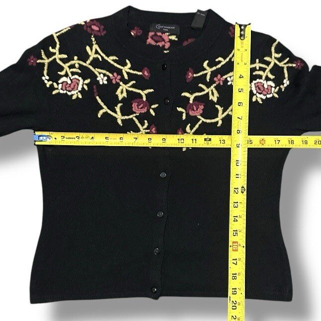 Vintage Black Floral Embroidered Angora Blend Cardigan Size Medium P Cottagecore