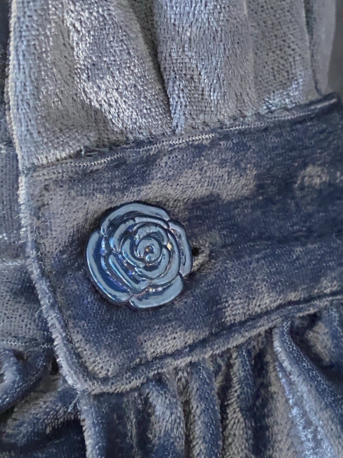 Lacy After Noon Vintage Crushed Blue Velvet Ruffled Long Sleeve Blouse Beaded L