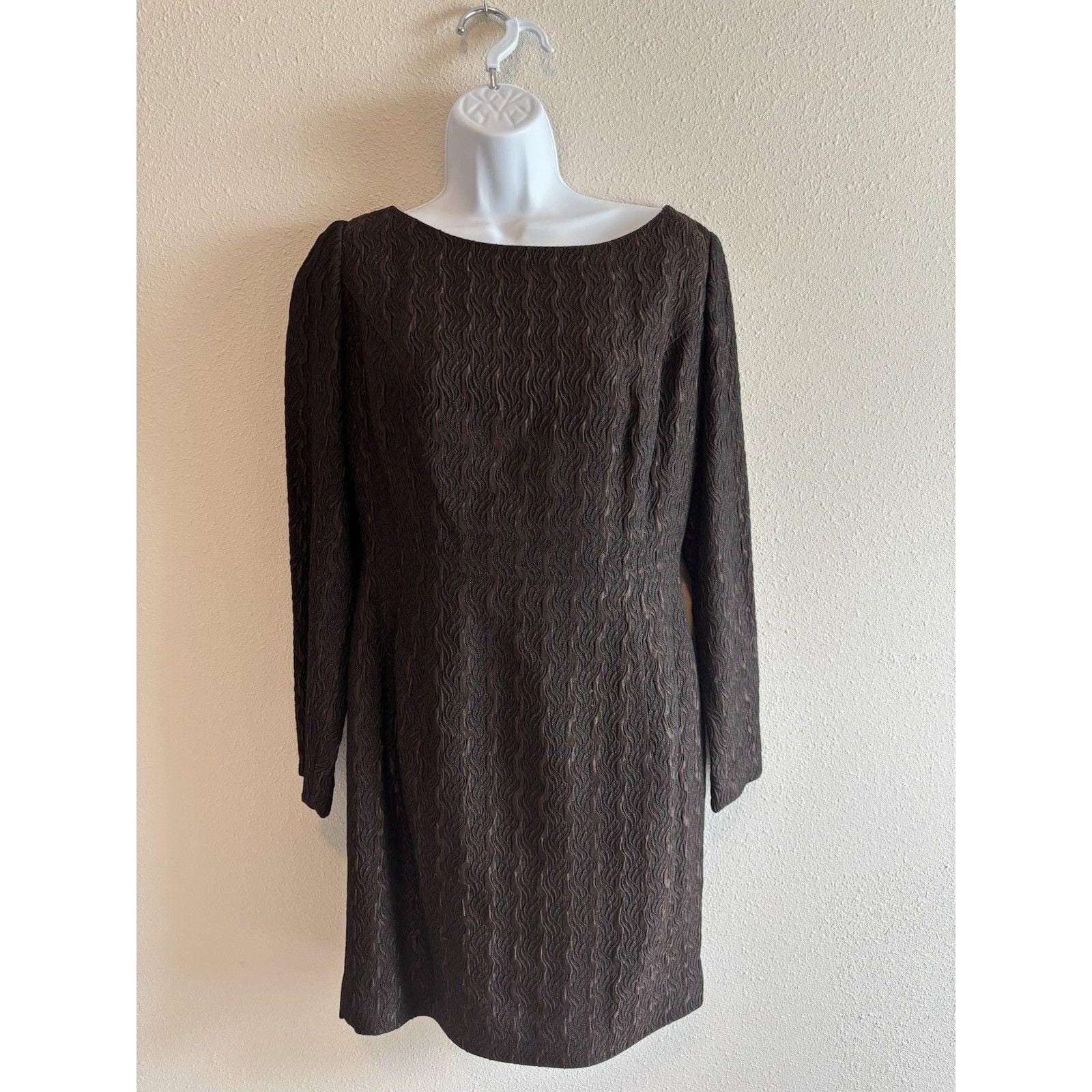 Vintage 1960s Sheath Dress Brown Textured Mod Cocktail Mad Men Jackie O Midi 6 M