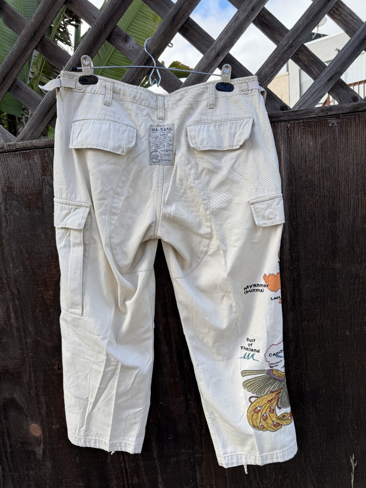Vintage Y2K Da Nang „Surplus Indo-Chine” Embroidered Vietnam Map Cargo Pants