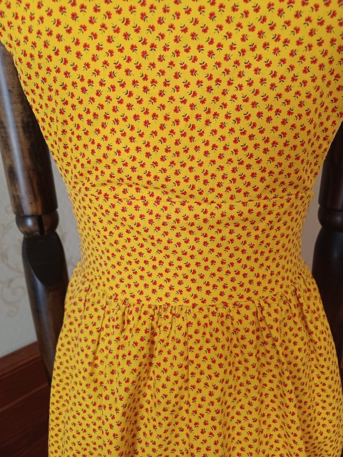 Vintage 1960s Handmade Yellow Floral Micro-Mini Mod/Hippie Pinafore Dress
