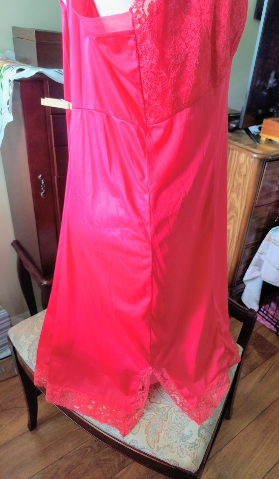 Vtg 60s GAYMODE Penneys Nylon Red Full Slip/Dress Lacey Bust & Hemline Sz 44