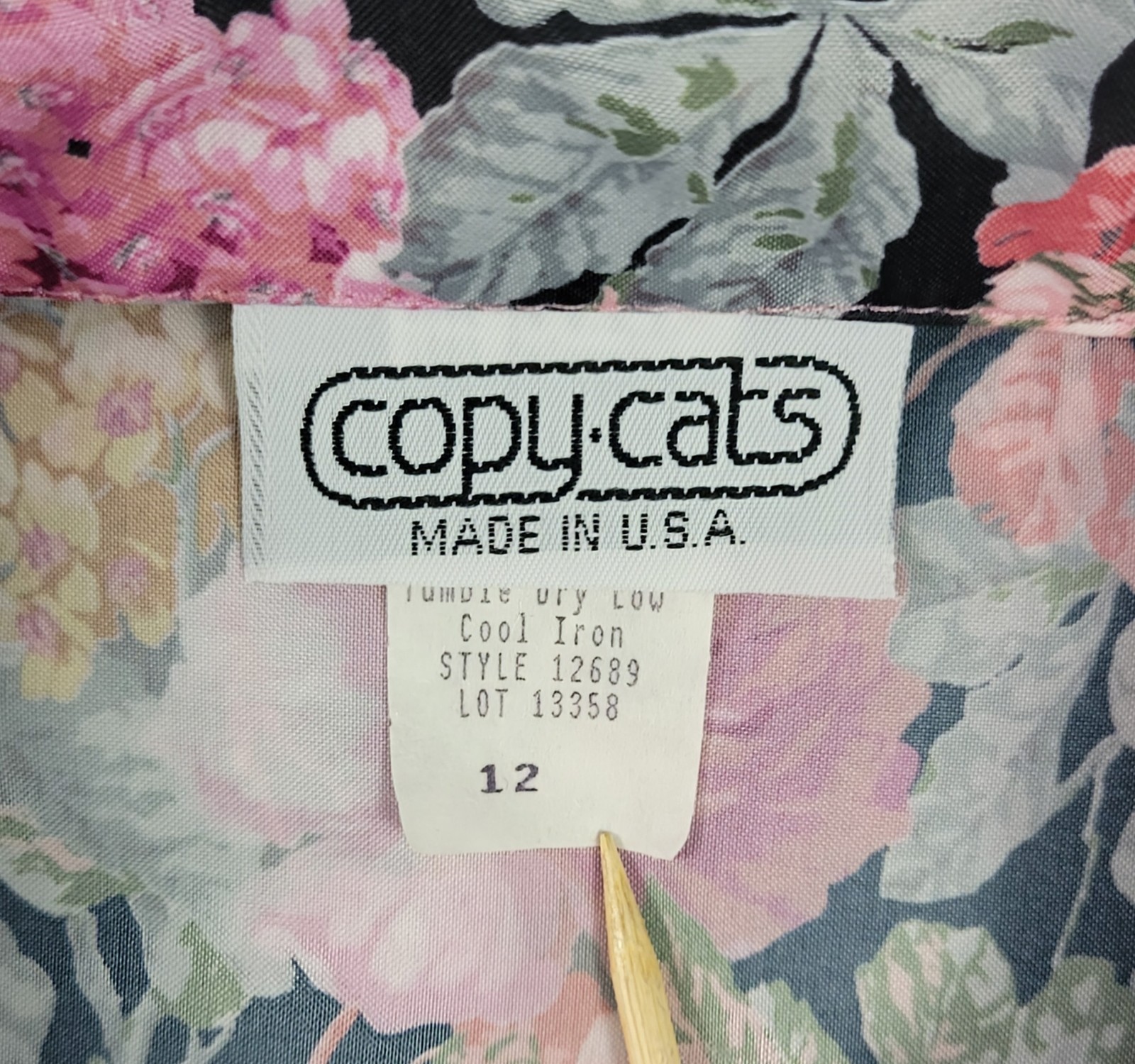 Vintage Copy Cats Black & Pink Floral S/S Blouse w Accent Collar Size 12