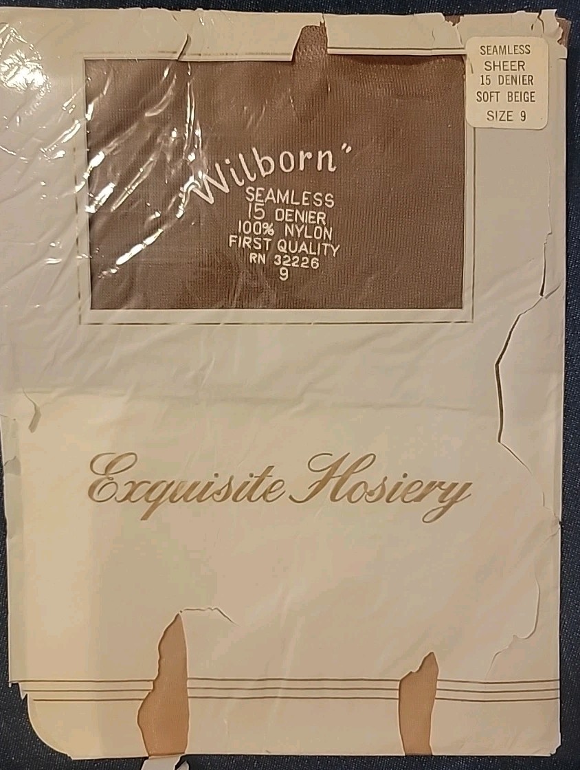 Wilborn Exquisite Hosiery Seamless Nylon Stockings Size 9 Vintage Soft Beige