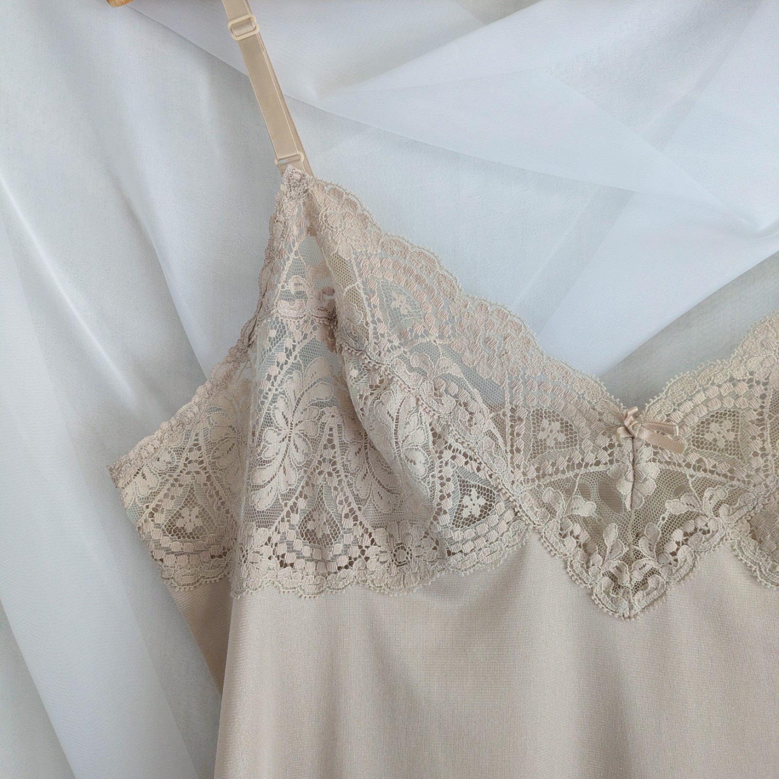 Vintage Full Dress Slip By Vassarette, Lace Detail, Light Tan/Beige Brown