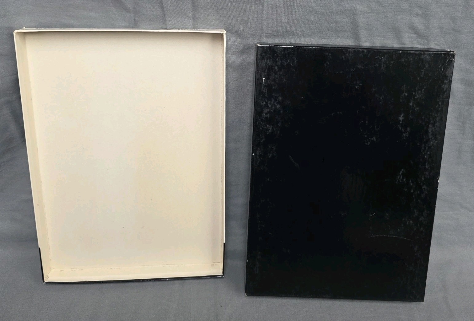 Vtg Belle-Sharmeer Seamless Stockings BOX ONLY Paper Covered Tissue 9-1/2 Knee