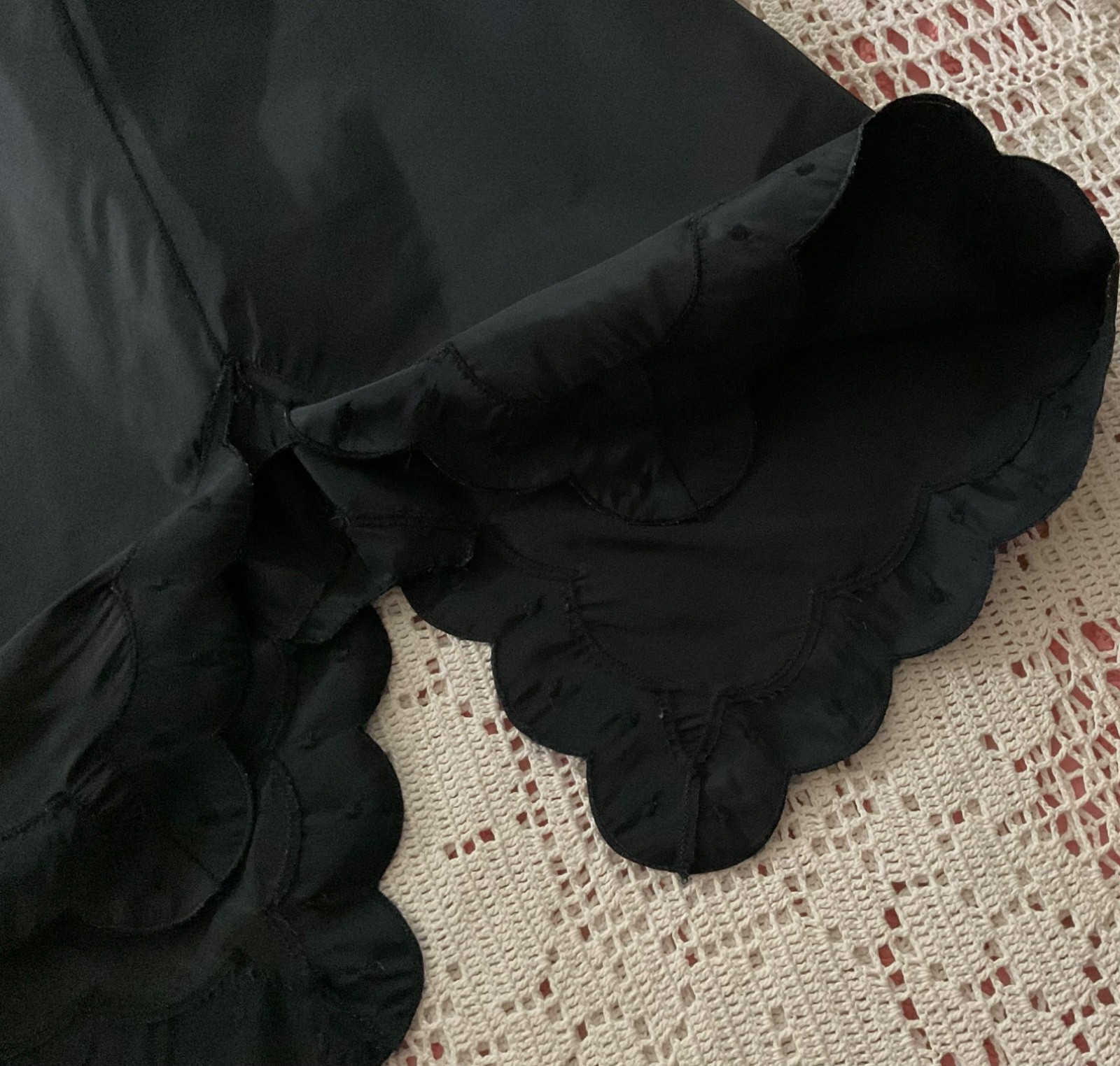 VTG BARBIZON TAFFETA BLEND 'TAFREDDA’ 'CANDIE’ SZ 9 BLACK FULL SLIP MINT UNWORN
