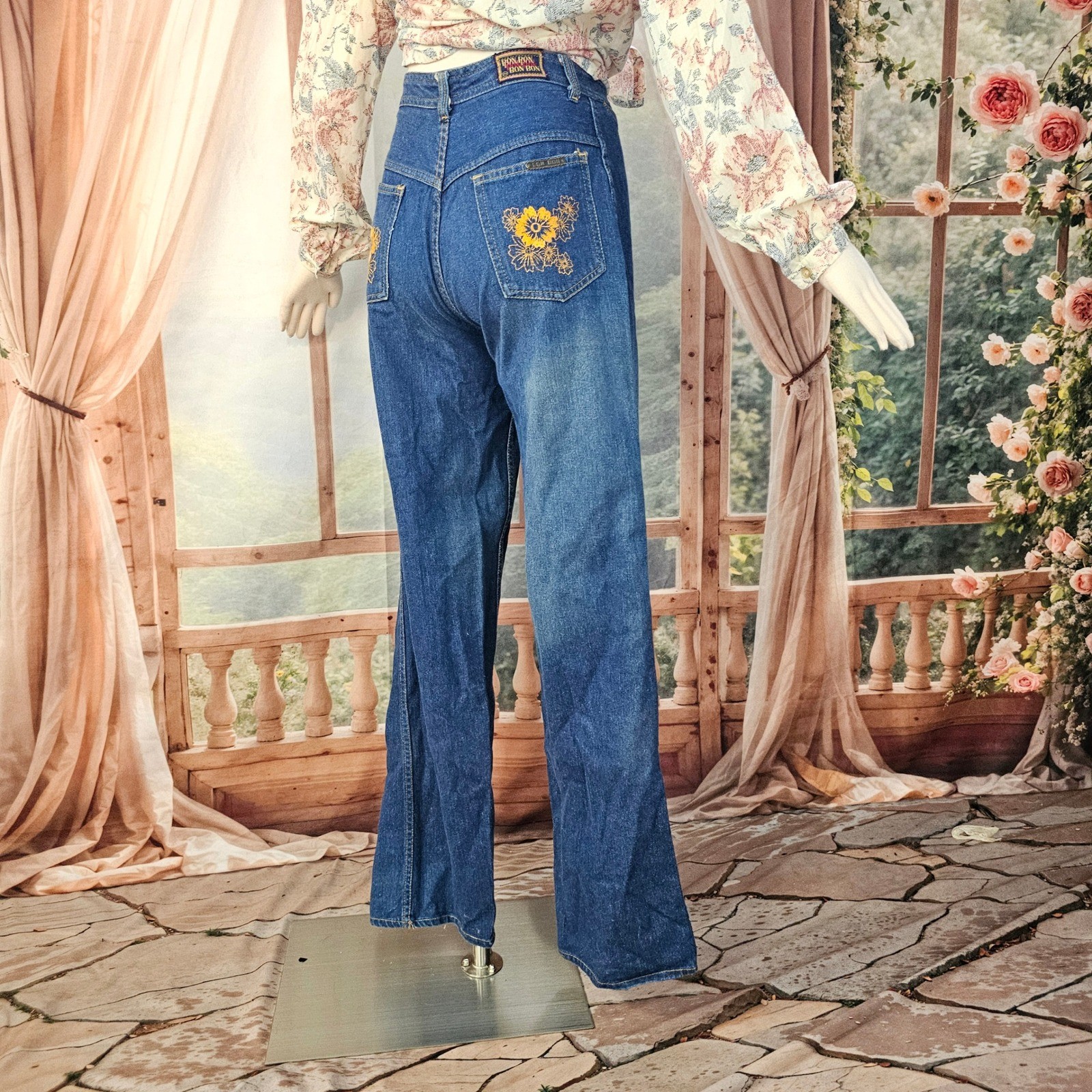 Vintage 1970s Bon Bon High Waisted Wide Leg Jeans Blue Denim Floral Embroidered