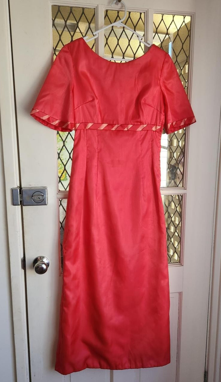 VTG 60s Empire Bodice & Princess Style Backline Dress W Ornate Large Bow SZ 8/XS