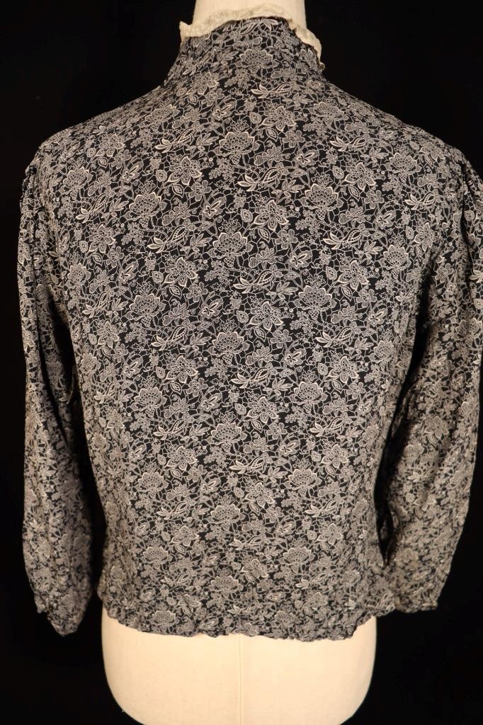 Vintage 1930’s French Blue & White Floral Rayon Blouse Size Med Excellent Cond