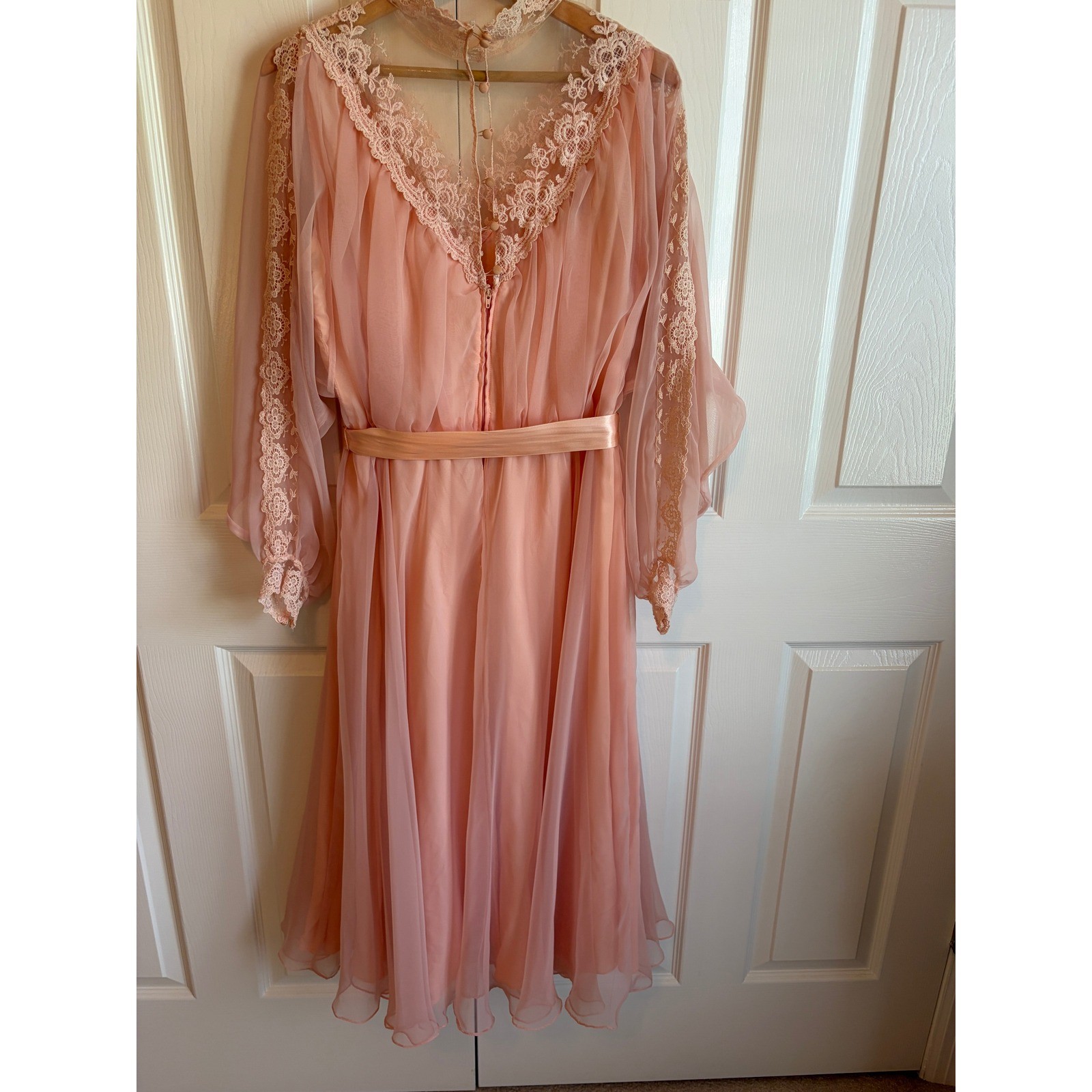 Vintage Joed Sophisticates 70s Peach Victorian Lace Chiffon Midi Dress Size 16