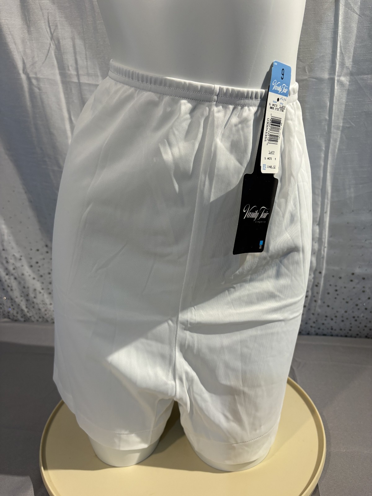 VANITY FAIR vintage NWT WHITE Slip Shorts size 9