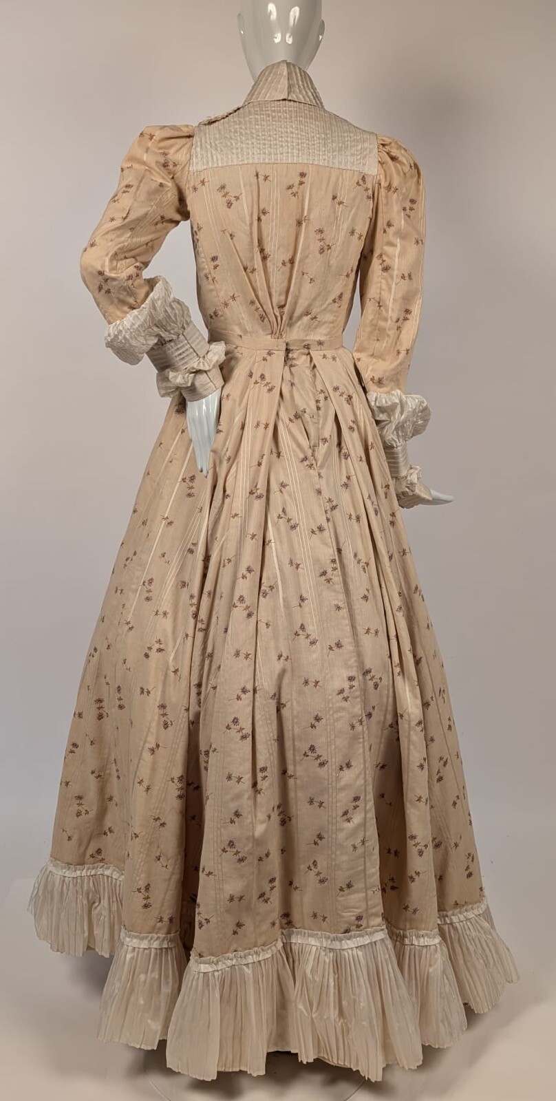 EARLY EDWARDIAN FLORAL PRINT BLONDE WOOL DRESS W SNOW WHITE SILK DE CHINE