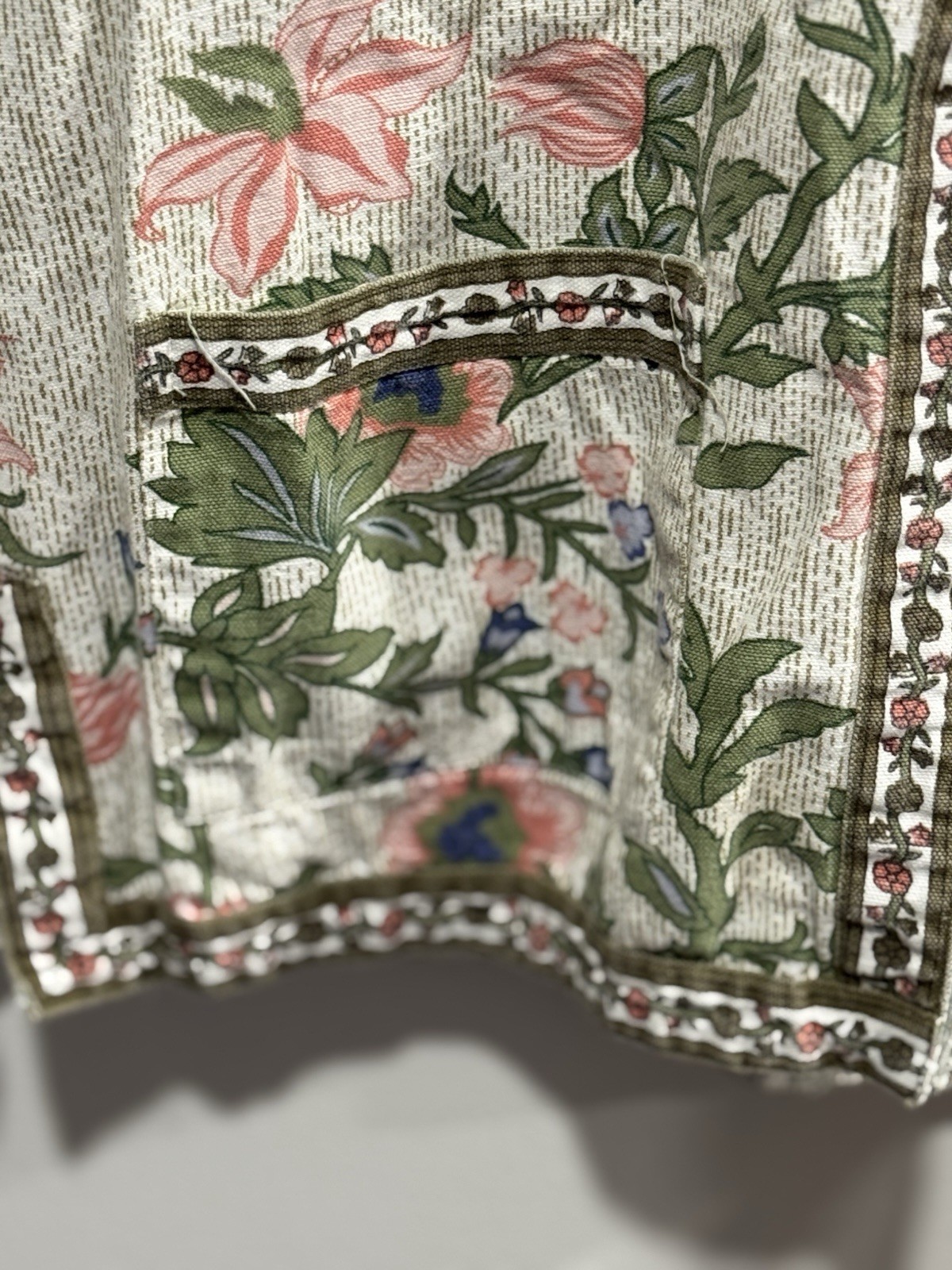 Tudor Court women’s vintage Asian inspired jacket Med. 100% cotton floral print