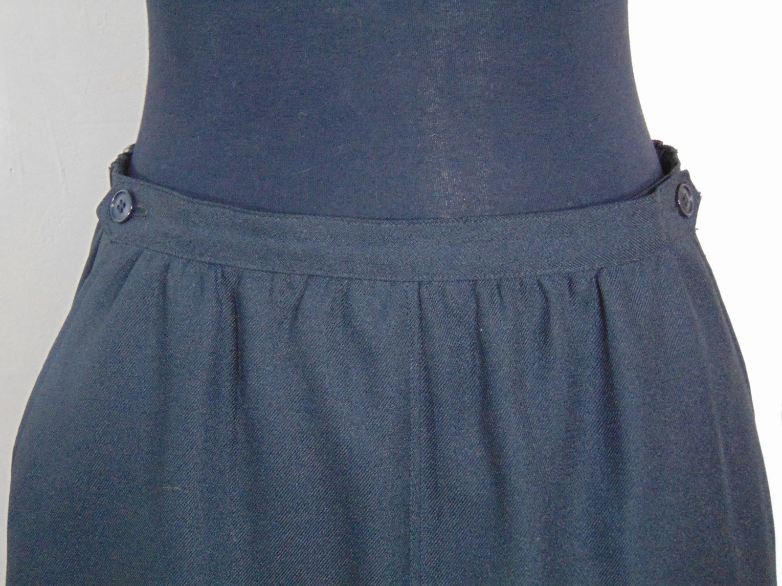 Haberdashery Is Personal Vintage Women’s Black Knee Length A Line Skirt Size 14