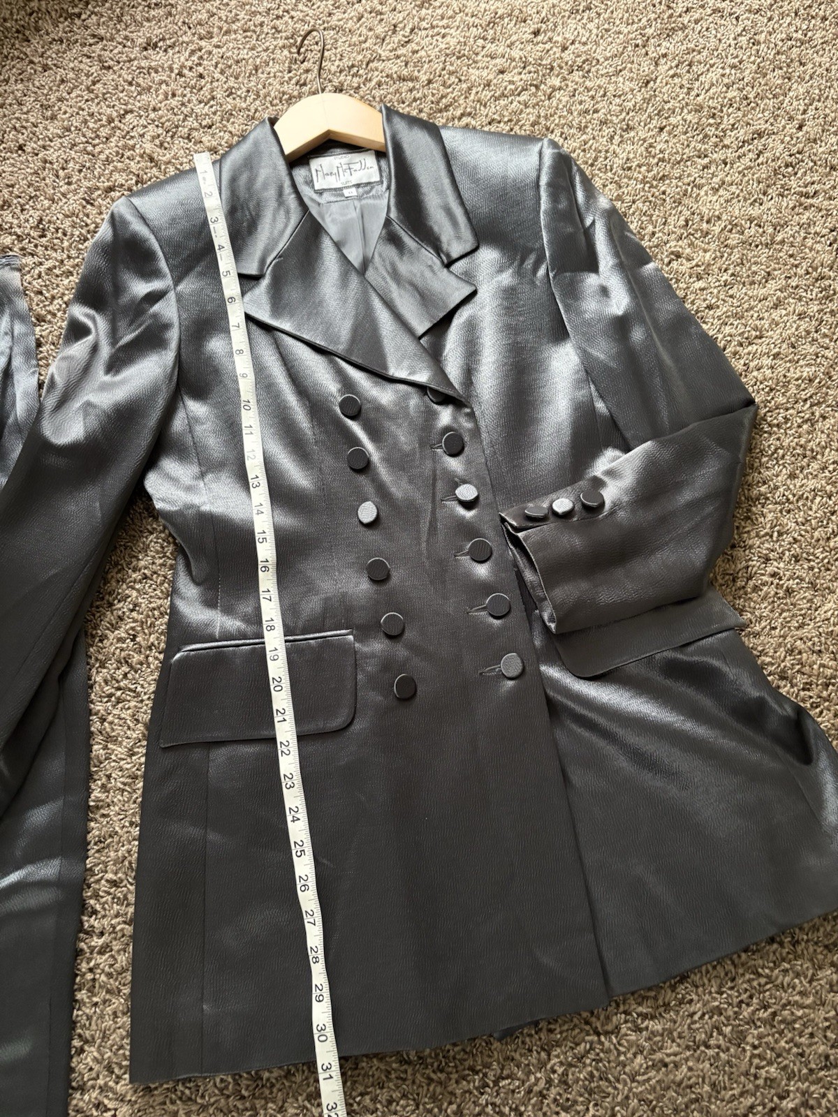 Vintage Mary McFadden Suit Silver Tuxedo Pantsuit Blazer Pants Size 8 “House 91”