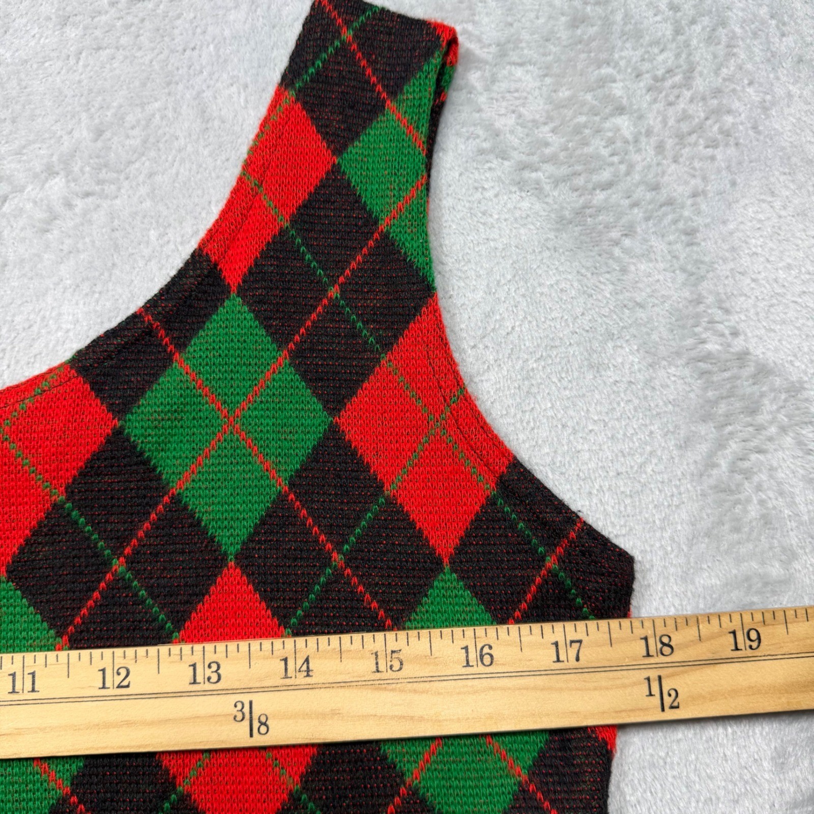 Vintage 70s JCPenney Argyle Knit Tank Top Large Red Green Black Acrylic USA Made