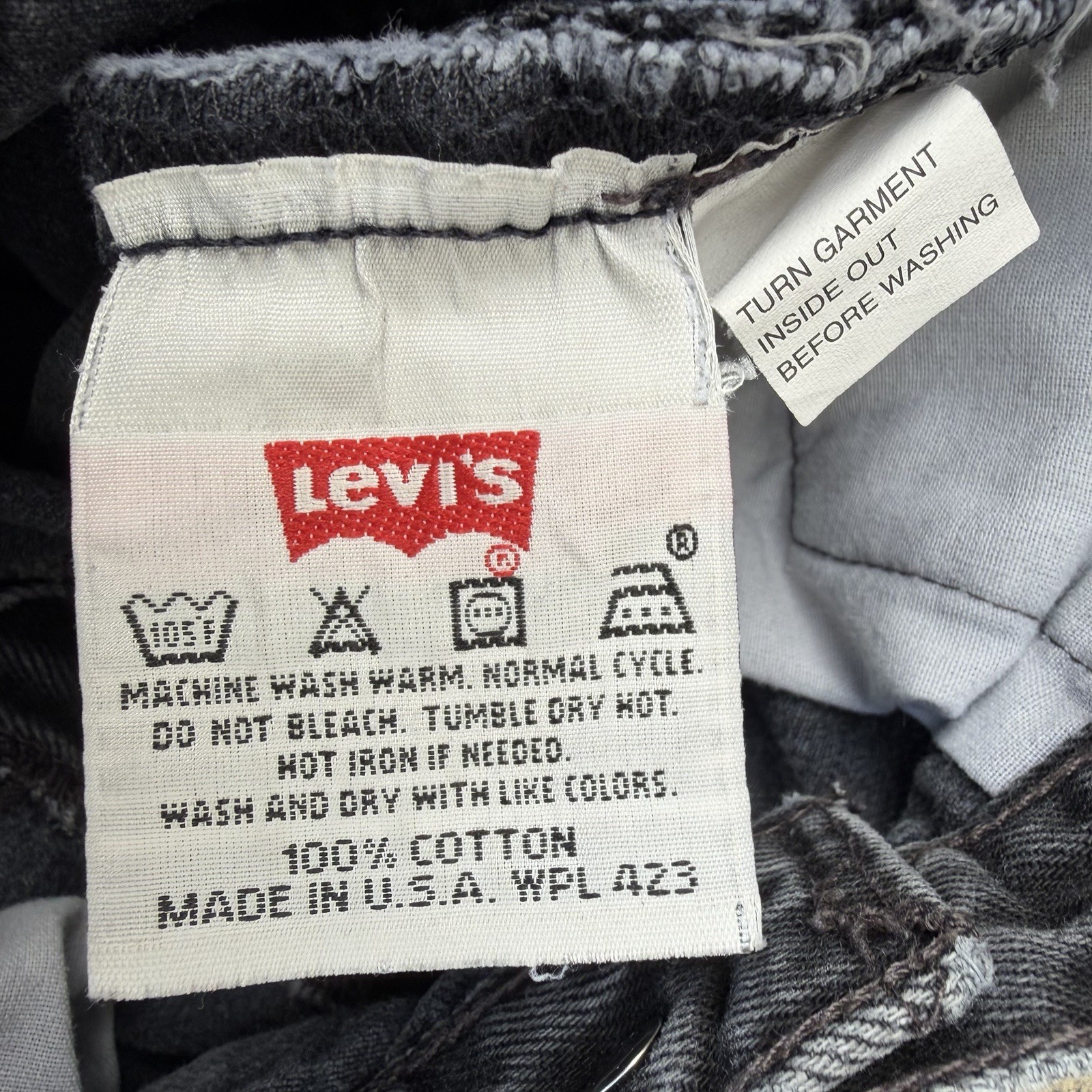 Vintage Levi’s 501 Women’s Black Sz 30×30 Actual 27×28 Made In USA
