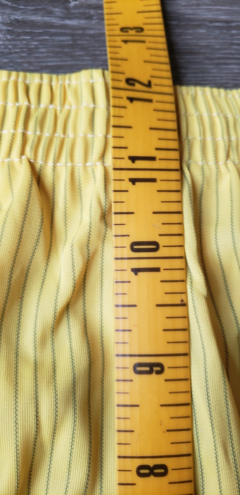 NEW VTG 80s Unbranded Yellow Stripe All Nylon Gym Shorts Sz M Roller Skate USA