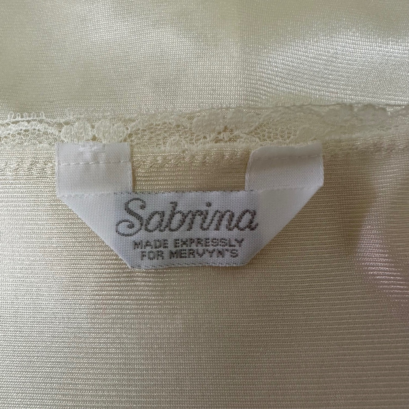 Vtg Sabrina Ivory Lace Camisole Top Antron III Nylon Adjustable Straps Size 36
