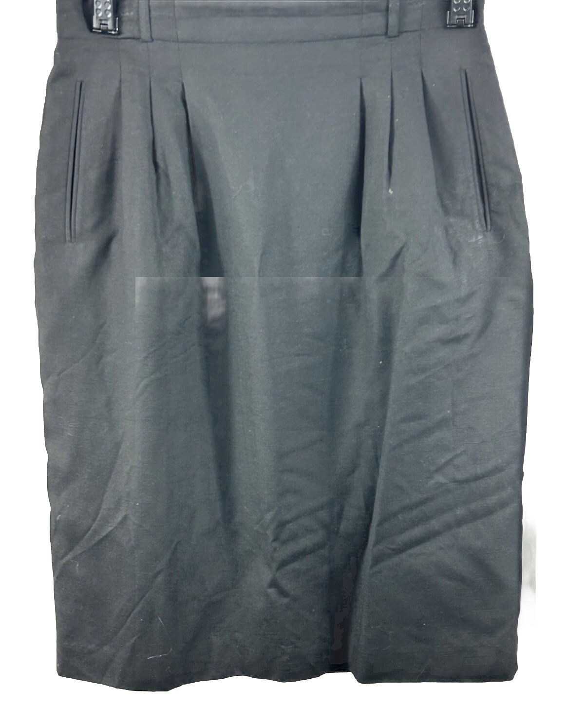 Liz Claiborne Womans Pencil Skirt Straight Size 14 Silk Black Knee Length VTG