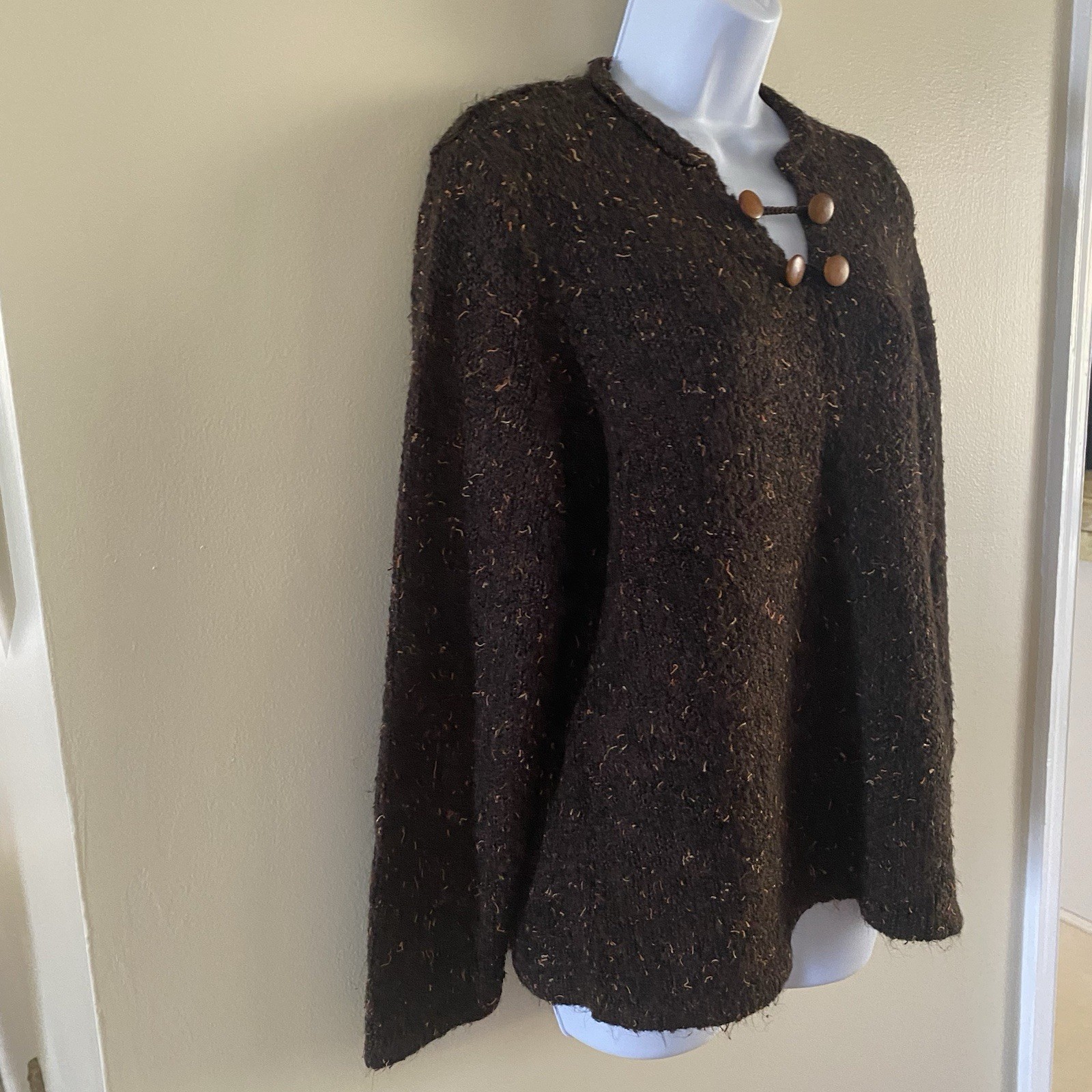 Vintage Christopher & Banks Brown Sweater XL Extra Large Long Sleeve Wood Accent