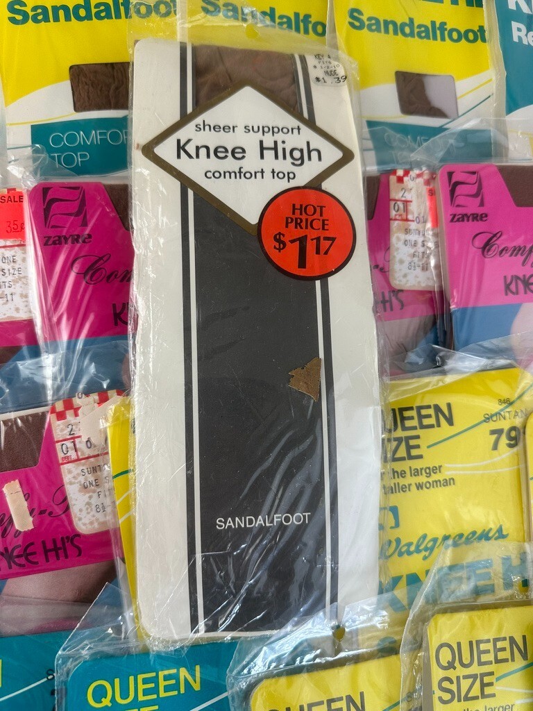 44 vintage knee high stockings LOT 8.5 – 11 Suntone Black Nude Mix Sandalfoot