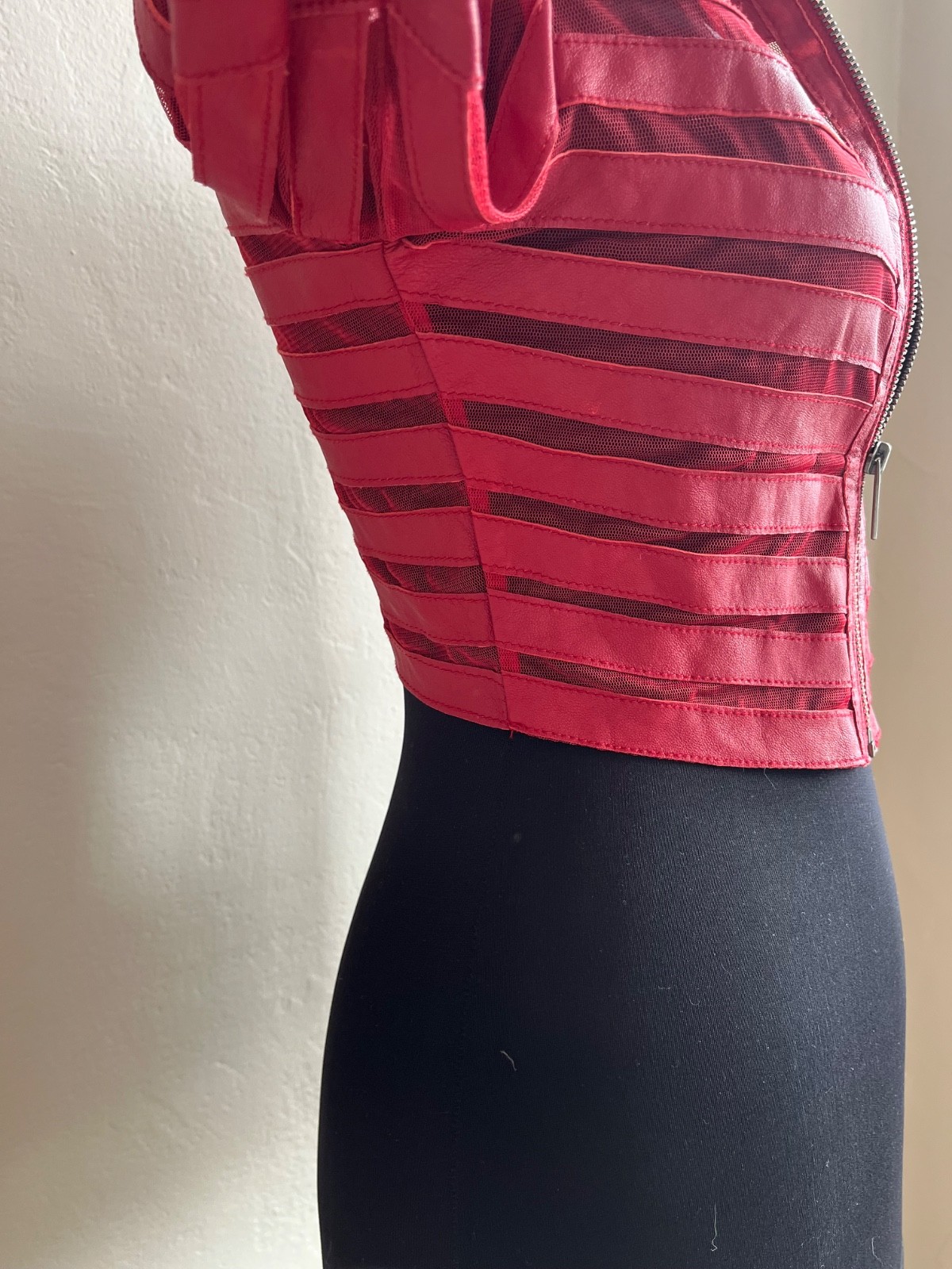 Vintage bebe Red Leather Mesh Paneled Cropped Moto Jacket Y2K Size XXS