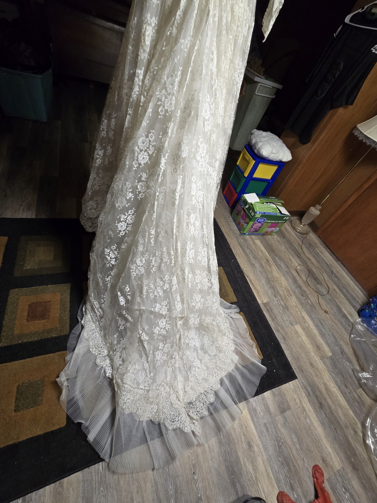 1950s-1970s Vintage Wedding Dress And Veil