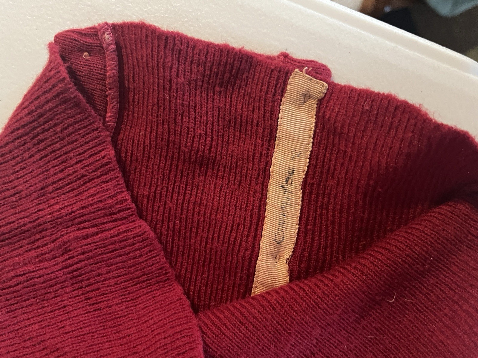 (4) 1950S Red Wool Petite Sweaters Merriwether 2 Sleeveless 2 Off White Sleeves