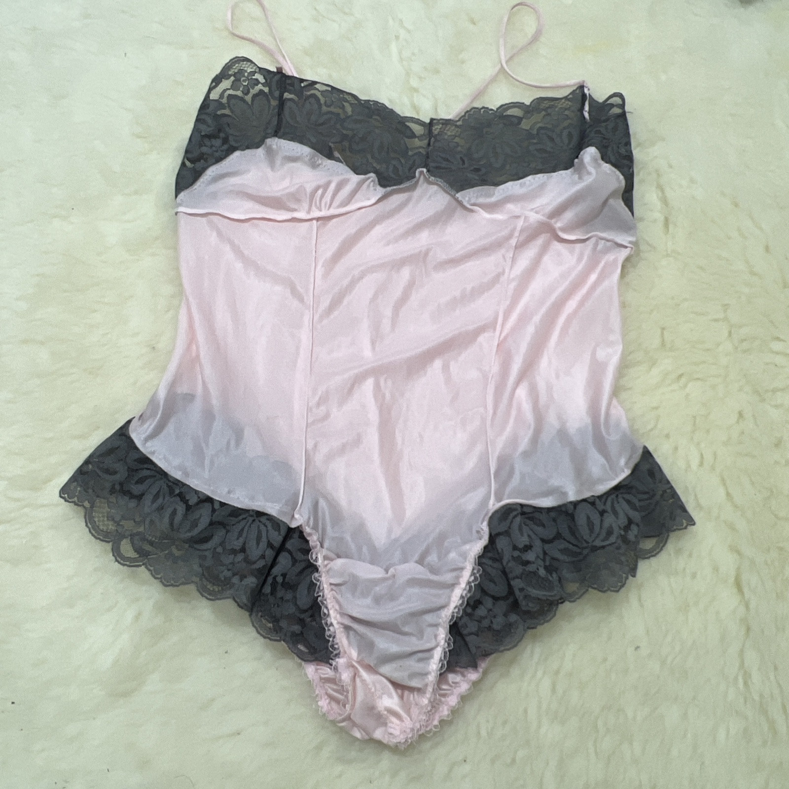 Vintage Julianes Babydoll RUFFLE LACE LINGERIE Sexy Sheer