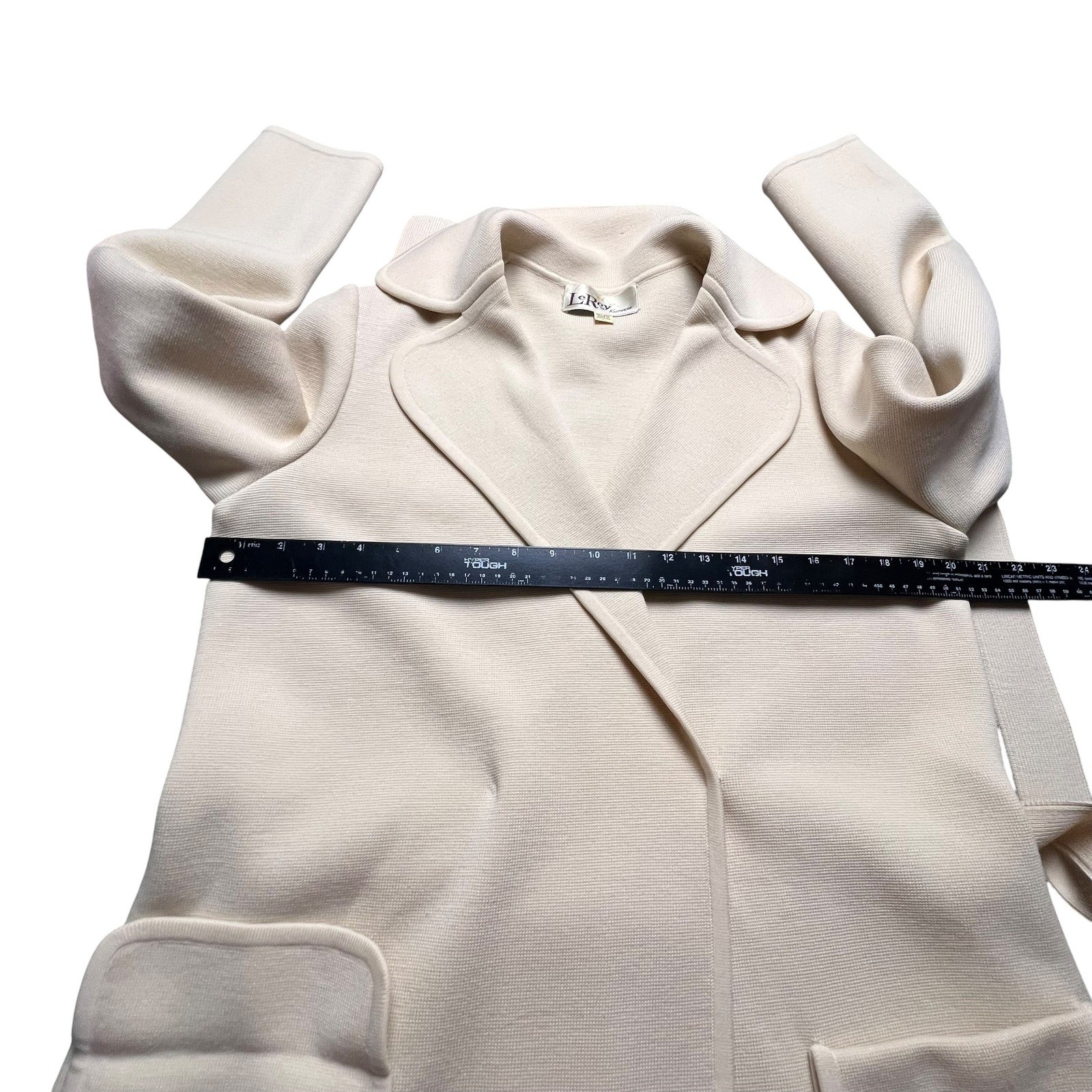 Vintage LeRoy Knitwear Cream 100% Wool Wrap Coat with Belt Large