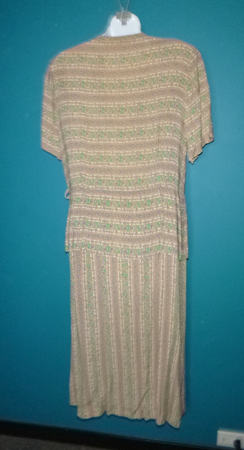 Vtg 40s 50s Rayon Dress Green Tan Blue Floral Stripes W/ Peplum VOLUP Sz XL