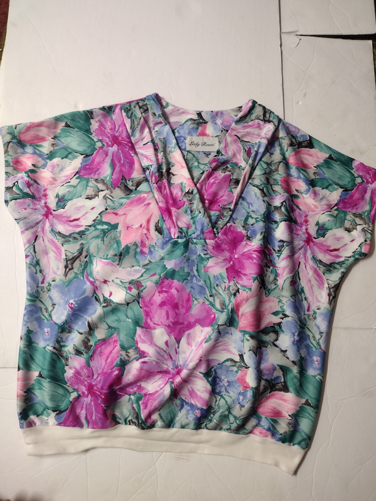 Blanche lady ronte golden girls vtg shirt. Unique. Bright colorful. Woman’s Loud