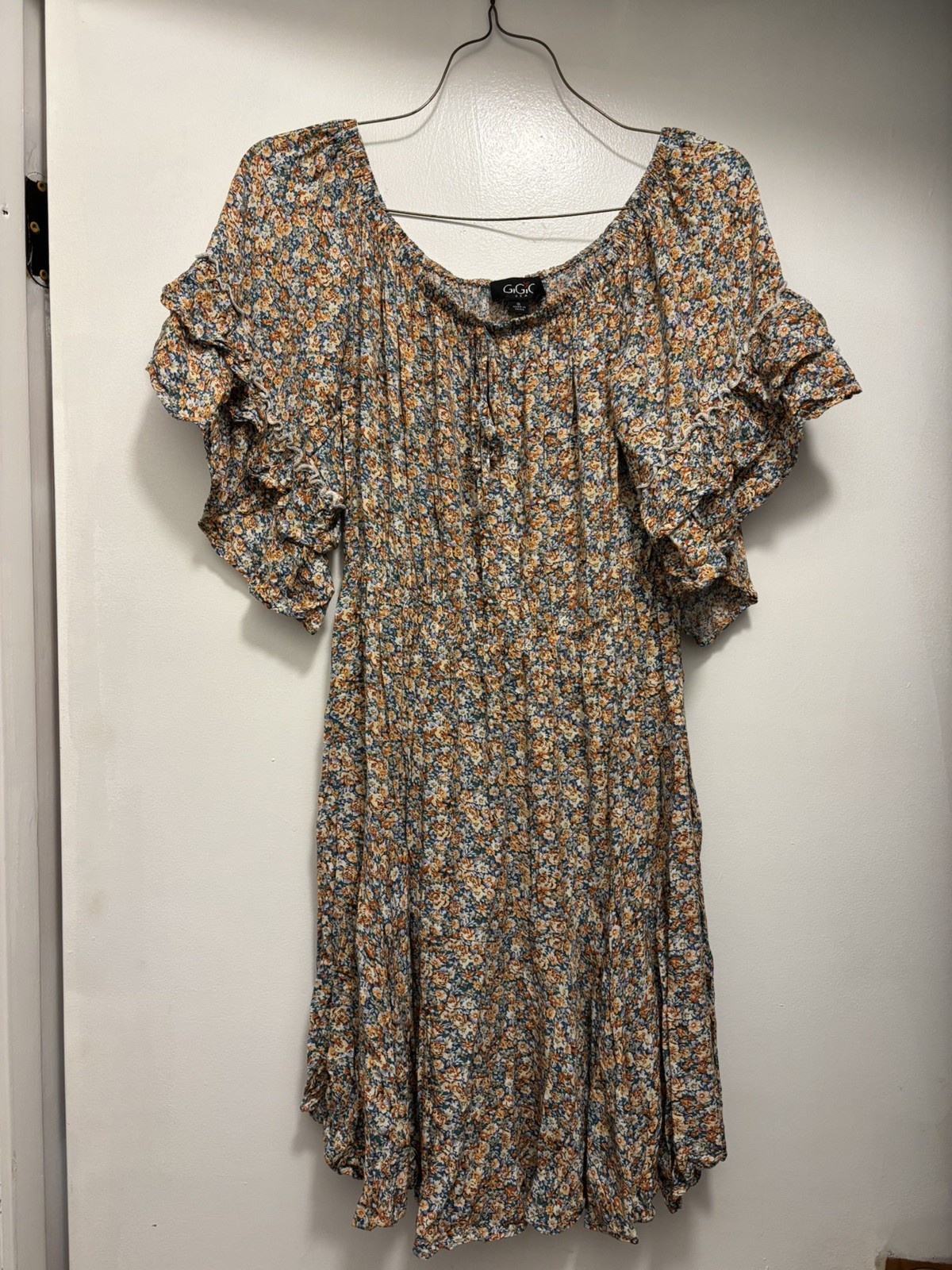 GiGiO Blue Floral Babydoll Dress Scoop Neck Ruffle Hem Size Small
