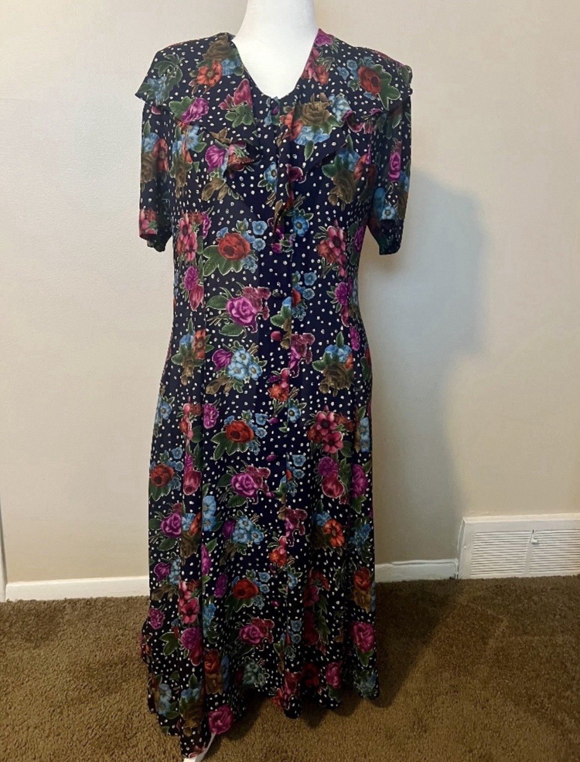 Vintage Floral Leslie Fay Ruffle Collar Printed Maxi Dress