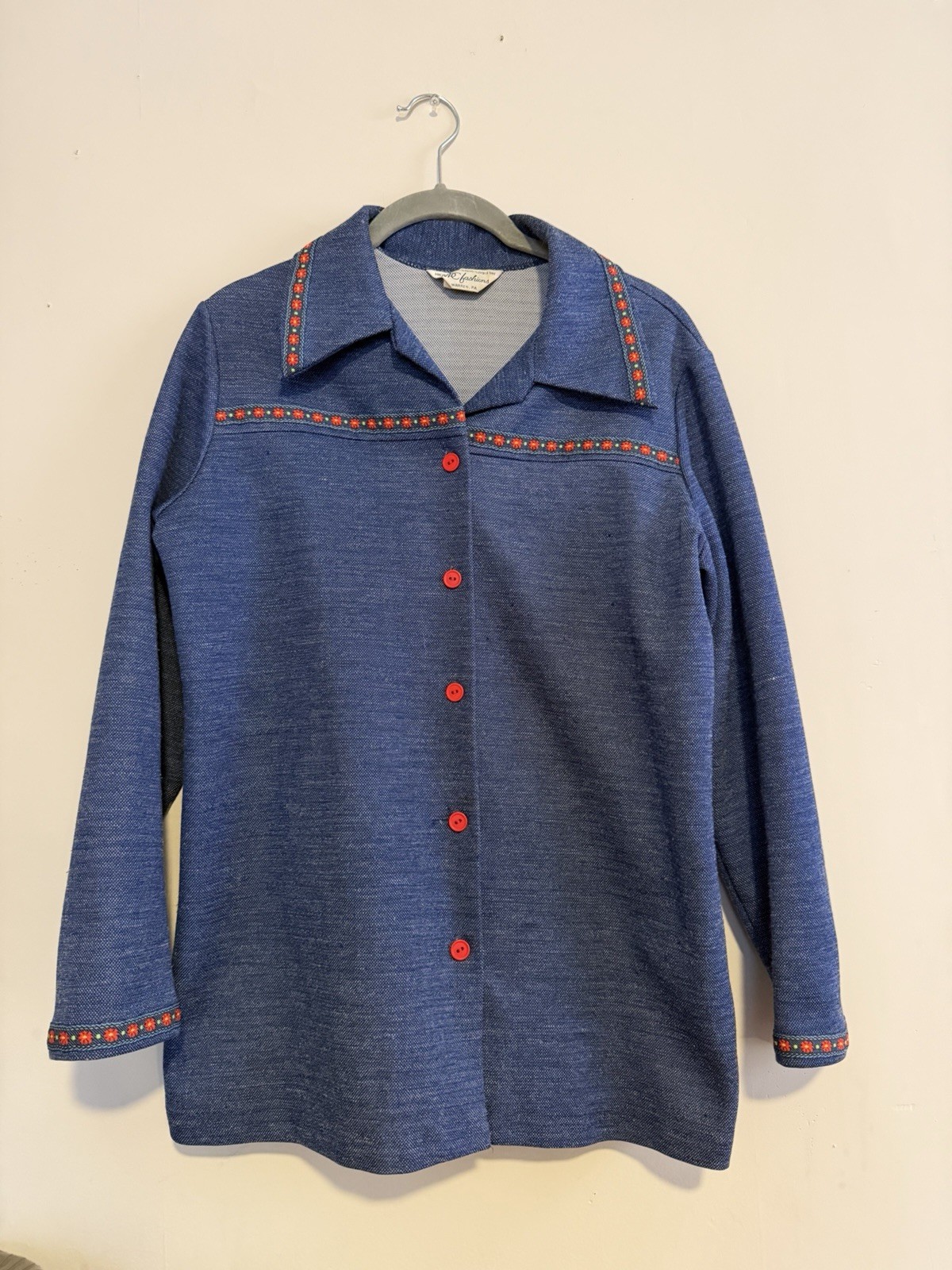 Vintage 70’s Daisy Flower Trim Blue Button Up Red Buttons NPC Fashions Large