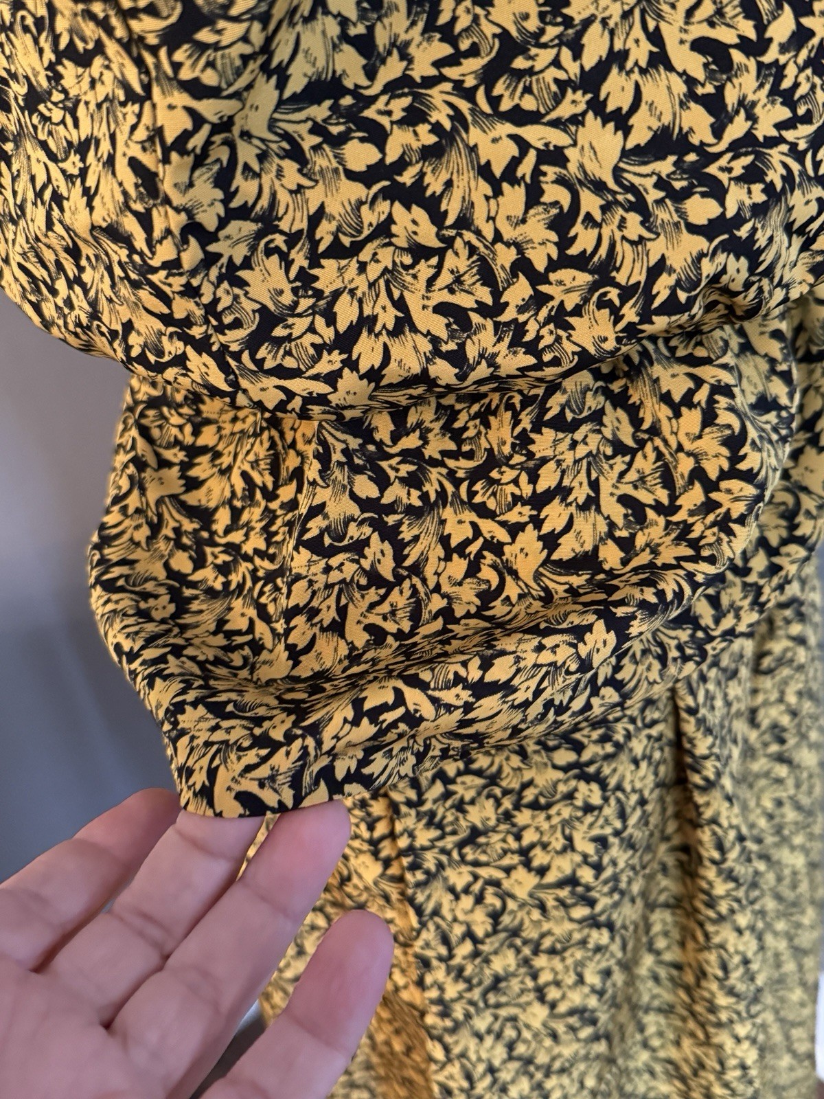 1980s Black And Yellow Peplum Dress With Shoulder Pads