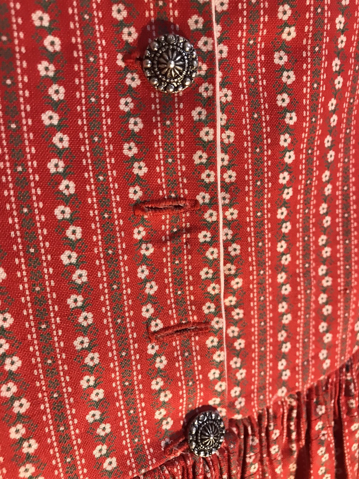 Authentic German Dress Dirndl-Bavaria Size 40 Small -Red and White